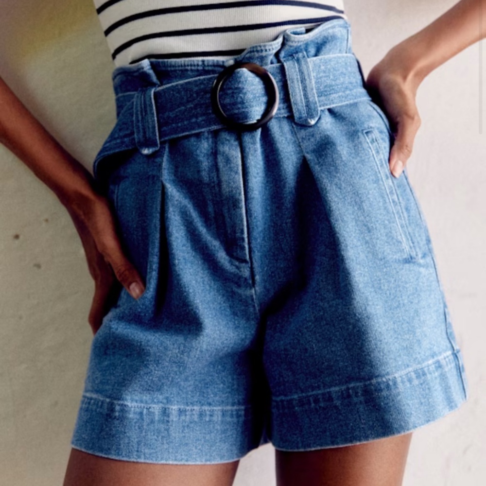 Sezane Rome New Shorts Deep Blue - Size 10 (new with tags)